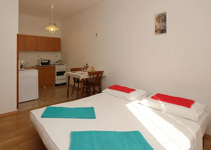 Apartment With Parking Space Punat, Krk - 24845