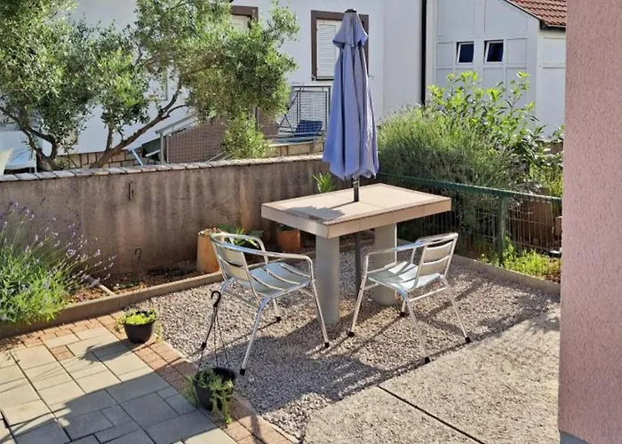 Daire With Parking Space Punat, Krk - 24845