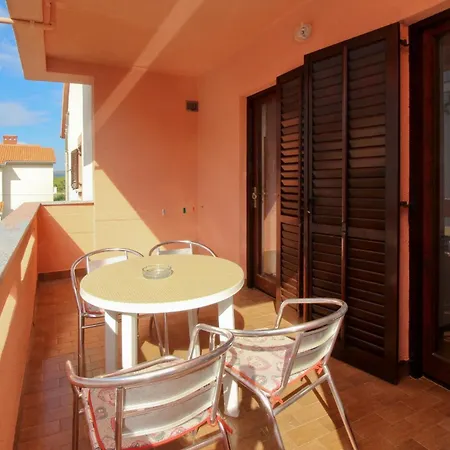 Appartement With Parking Space Punat, Krk - 24845