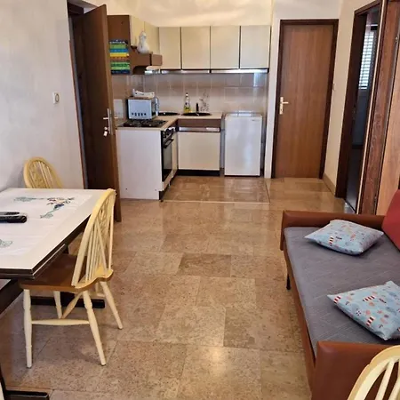 Apartment With Parking Space Punat, Krk - 24845 *