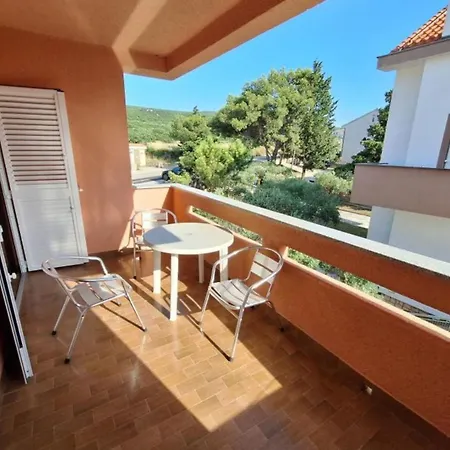 Apartment With Parking Space Punat, Krk - 24845