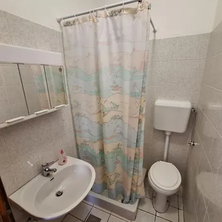 Apartamento With Parking Space Punat, Krk - 24845 Punat
